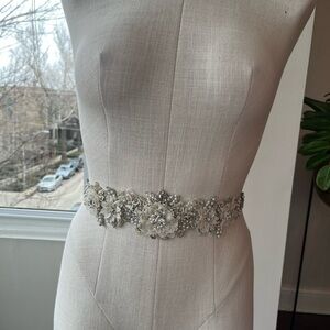 A. B. Ellie Mirada Belt